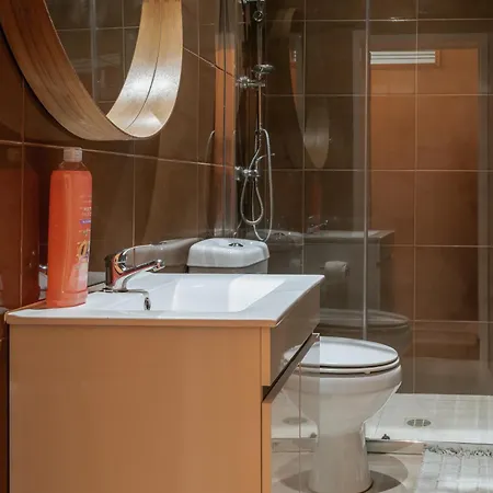 Aquilla's Family 101 By Mycelia Lisbona